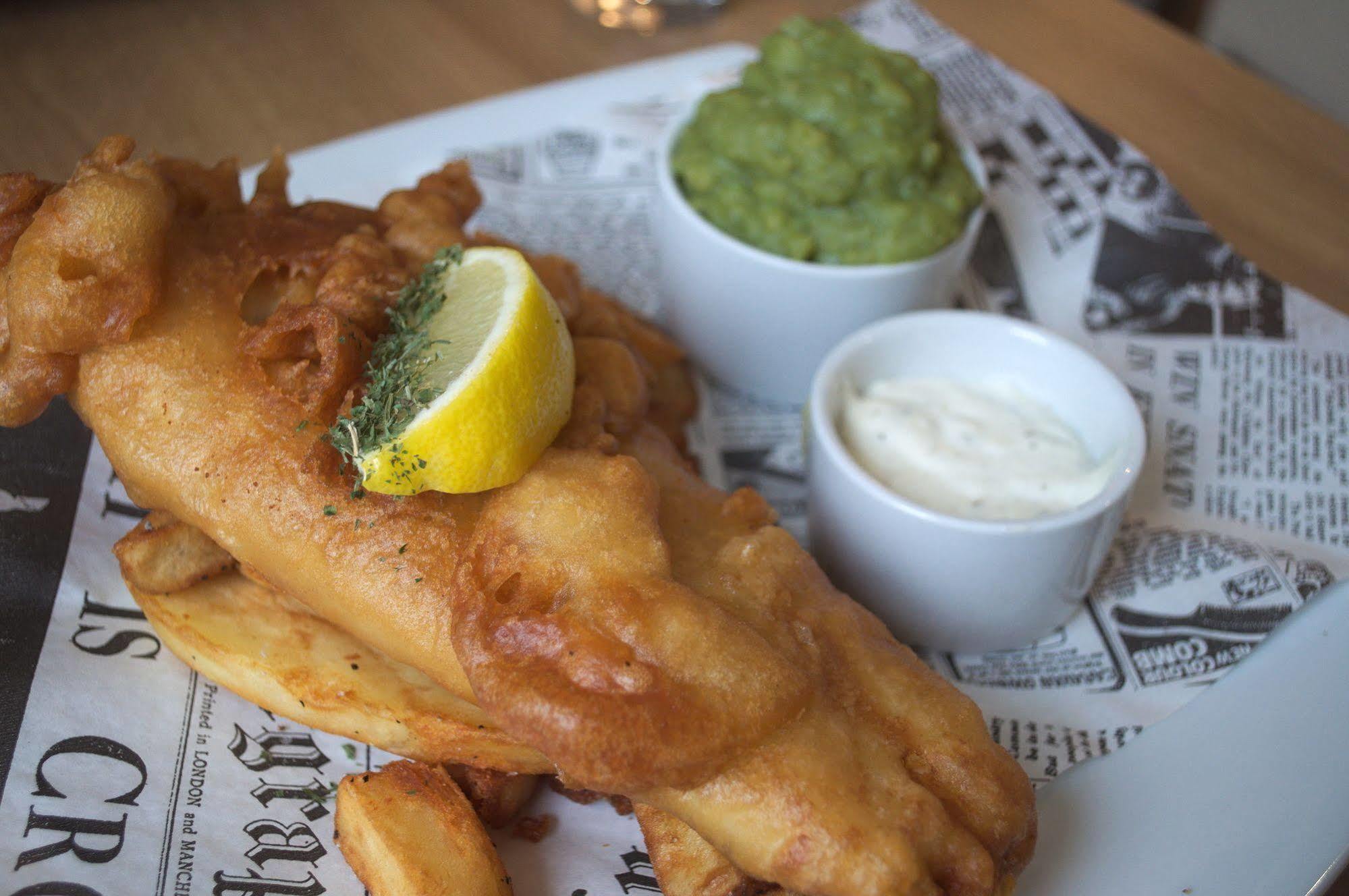 Hayward'S At The Grasmere Keynsham Ngoại thất bức ảnh