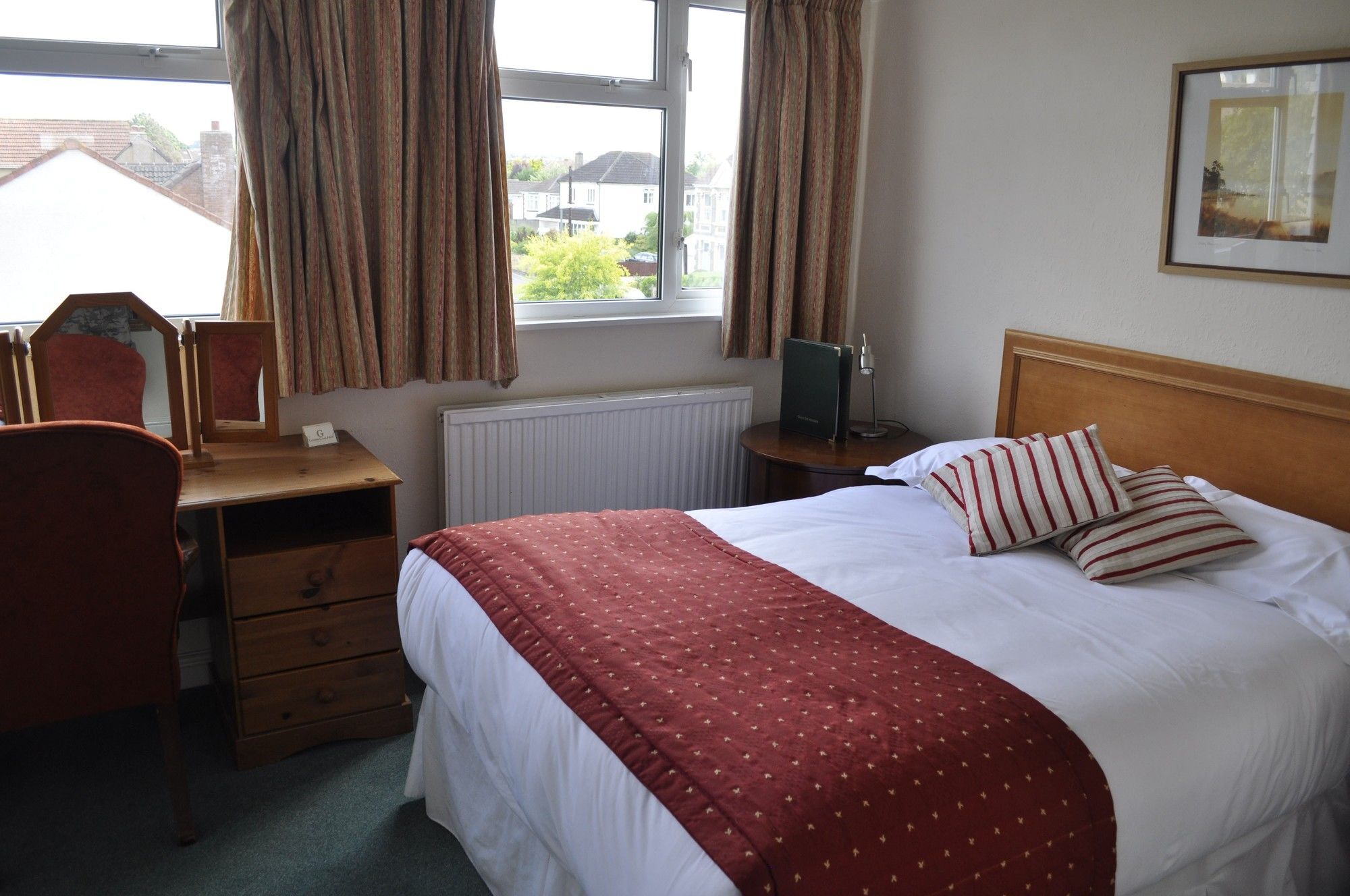 Hayward'S At The Grasmere Keynsham Ngoại thất bức ảnh